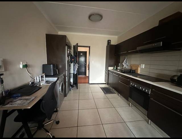 2 BEDROOM PROPERTY TO RENT IN GREENSTONE HILL